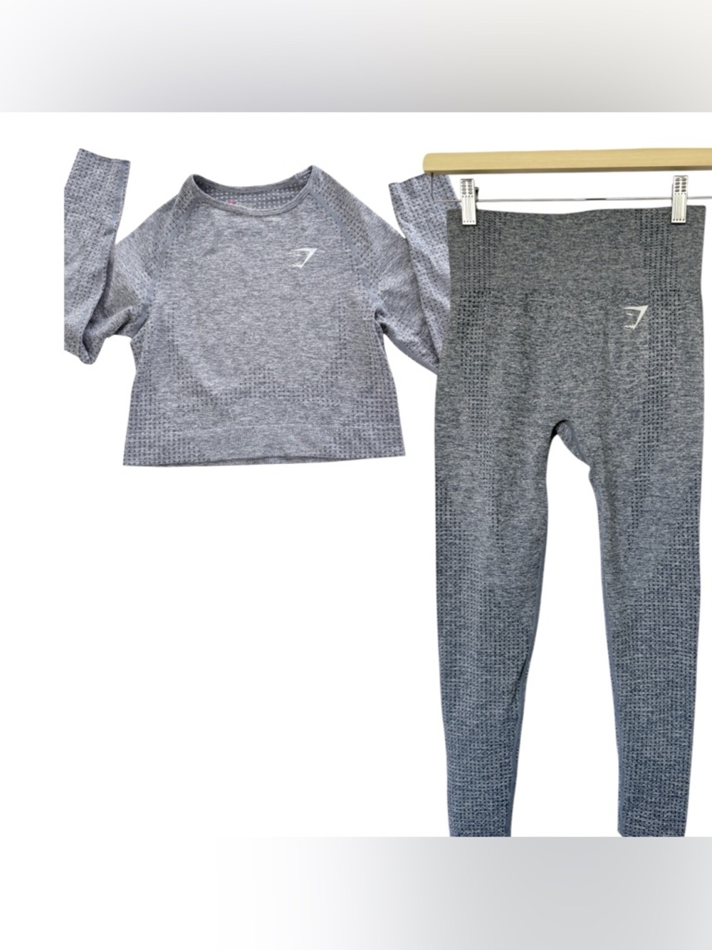 Gymshark Grey Seamless Crop Top and Leggings Set Sz Small EUC - Picture 3 of 15